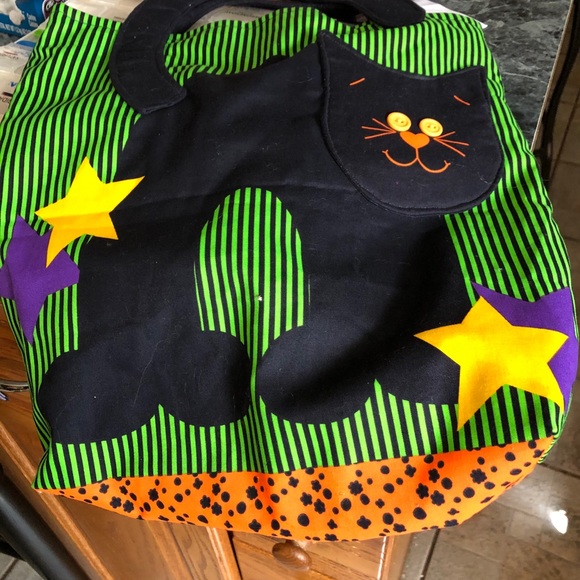 Hand crafted Halloween tote/ Trick or Treat bag - Picture 2 of 4